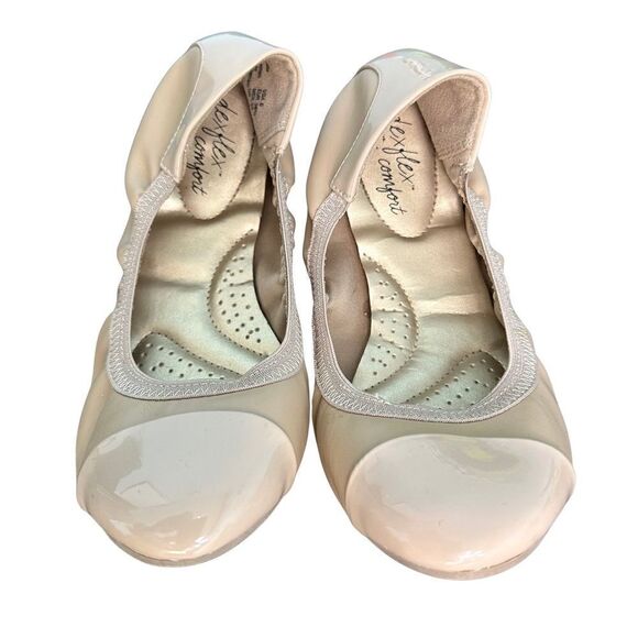 Dexflex Womens‎ Flats Size 6 Tan Slip On Round Toe - Picture 1 of 6
